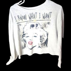 Marilyn Monroe white sweatshirt in size small